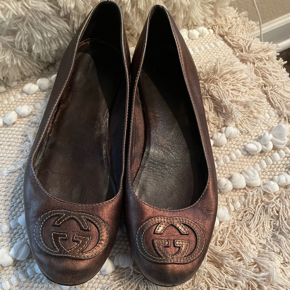 Authentic Gucci flats